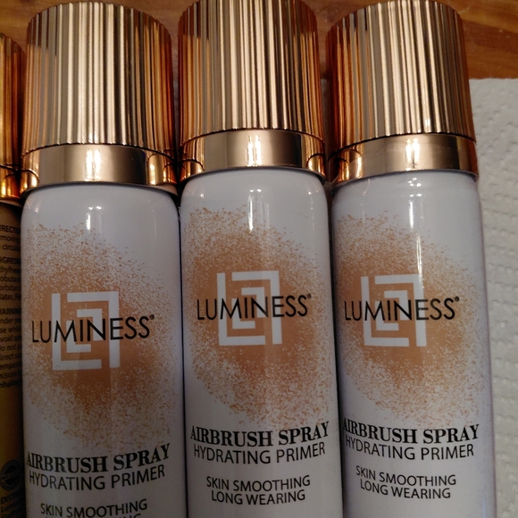 Luminess Airbrush Foundation Collection - Light OFFERS ACCEPTED! - Picture 3 of 5